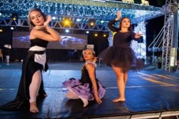 Foto - Espetáculo Disney e Gilberto Faria e banda