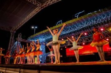 Foto - Espetáculo Disney e Gilberto Faria e banda