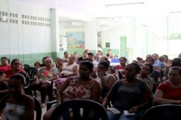 Foto - Entrega dos Kits Escolares