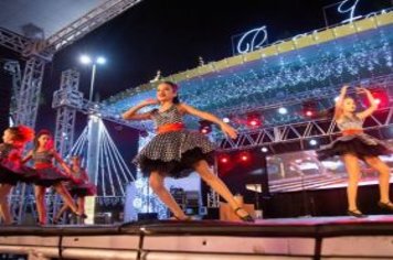 Foto - Espetáculo Disney e Gilberto Faria e banda