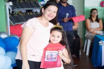 Foto - Formatura e Festa do Livro Escolas Municipais