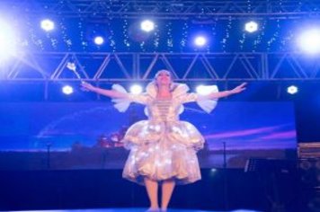 Foto - Espetáculo Disney e Gilberto Faria e banda