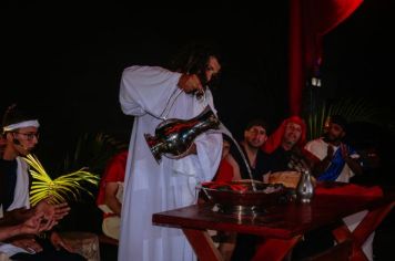 Foto - PAIXÃO DE CRISTO EMOCIONA CERCA DE 1500 MIL PESSOAS NA PRAÇA DA BÍBLIA