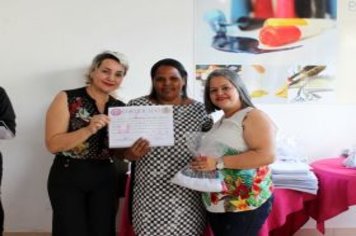 Foto - Formatura do primeiro semestre dos cursos do Fundo Social de Solidariedade de Cajati