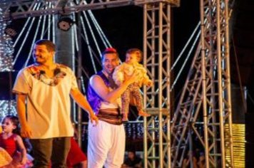 Foto - Espetáculo Disney e Gilberto Faria e banda