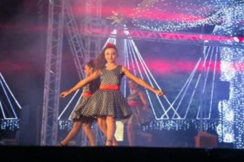 Foto - Espetáculo Disney e Gilberto Faria e banda