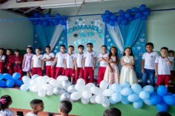 Foto - Formatura e Festa do Livro Escolas Municipais