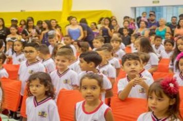 Foto - Formatura e Festa do Livro Escolas Municipais