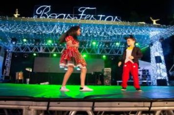 Foto - Espetáculo Disney e Gilberto Faria e banda