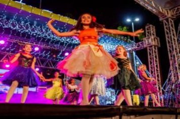 Foto - Espetáculo Disney e Gilberto Faria e banda