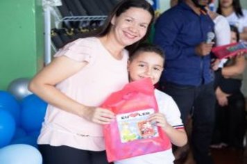 Foto - Formatura e Festa do Livro Escolas Municipais