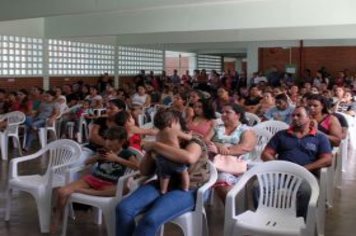 Foto - Entrega dos Kits Escolares