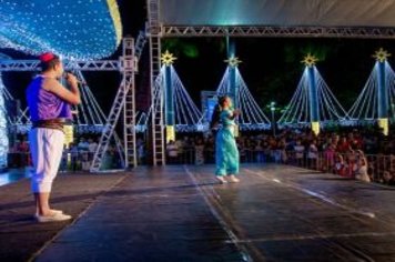 Foto - Espetáculo Disney e Gilberto Faria e banda