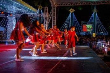 Foto - Espetáculo Disney e Gilberto Faria e banda