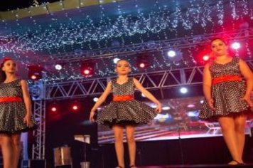 Foto - Espetáculo Disney e Gilberto Faria e banda