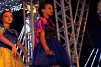 Foto - Espetáculo Disney e Gilberto Faria e banda