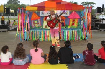 Cajati recebe Circuito Sesc de Artes no Centro de Eventos do Município