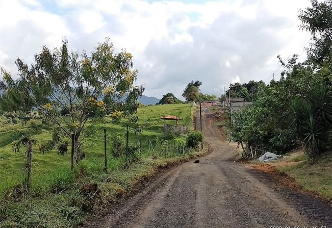 Serviços Municipais de Cajati realizou manutenção no Jardim São José