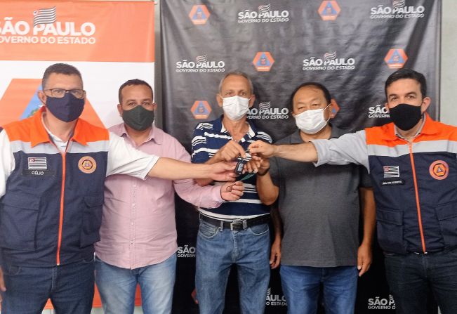 Cerimônia de entrega de equipamentos para Defesa Civil aconteceu no Paço municipal