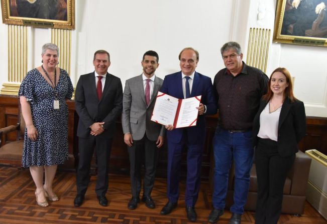 Prefeito assina convênio com a Secretaria da Justiça e Cidadania para obras em Cajati