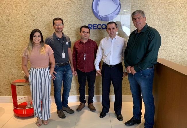 Prefeito vai à Santos dar andamento à solicitação do sinal digital da TV Record para Cajati