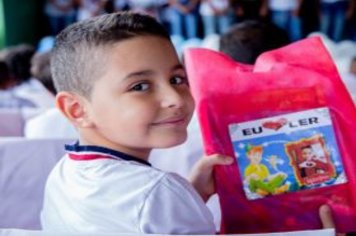 Foto - Formatura e Festa do Livro Escolas Municipais