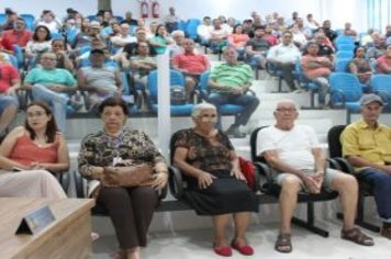 Foto - Entrega de Títulos de Regularização Fundiária - Bairro Parafuso