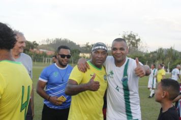 Foto - JOGO COMEMORATIVO COM EX-CRAQUES DA SELEÇÃO BRASILEIRA- CAJATI, 31 ANOS