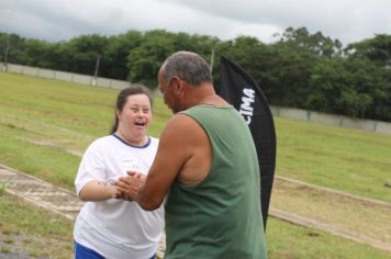 Foto - Torneio de Atletismo entres as APAES do Vale do Ribeira foi realizado no Centro de Eventos em Cajati