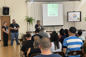 Foto - 14ª Pré-Conferências Municipais de Assistência Social “20 anos de SUAS”: Construção, Proteção e Resistência, no Salão Paroquial 