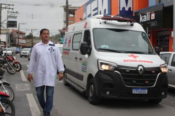 Foto - 1ª Caminhada pela Inclusão Cordão de Girassol 