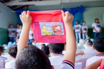 Foto - Formatura e Festa do Livro Escolas Municipais