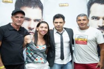 Foto - Shows com Zezé Di Camargo e Luciano e Thiago & Emerson
