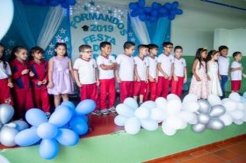 Foto - Formatura e Festa do Livro Escolas Municipais