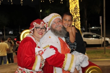 Foto - Chegada do Papai e Mamãe Noel em Cajati 