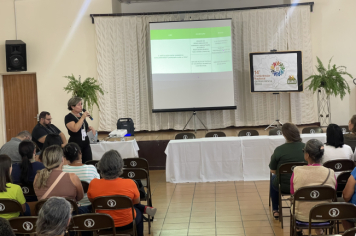 Foto - 14ª Pré-Conferências Municipais de Assistência Social “20 anos de SUAS”: Construção, Proteção e Resistência, no Salão Paroquial 