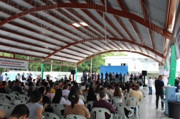 Foto - Prefeitura de Cajati inaugura CREAS, Conselho Tutelar, UBS Parafuso e Delegacia da Mulher e realiza a entrega do Selo de Qualidade de Turismo e mais 142 Títulos de Regularização Fundiária 