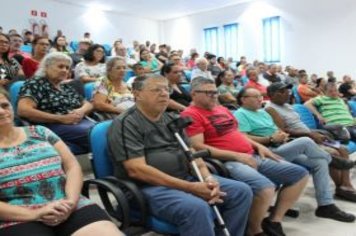 Foto - Entrega de Títulos de Regularização Fundiária - Bairro Parafuso