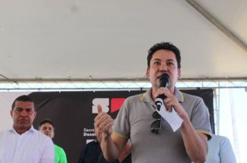 Foto - Inauguração do Empreendimento Cajati D- 65 casas e entrega de 280 títulos de Regularização Fundiária
