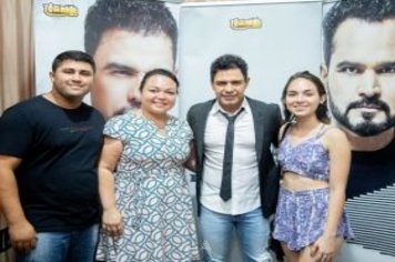 Foto - Shows com Zezé Di Camargo e Luciano e Thiago & Emerson