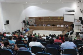 Foto - Entrega de Títulos de Regularização Fundiária - Bairro Parafuso