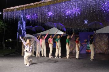 Foto - ABERTURA OFICIAL DO NATAL ENCANTADO ACONTECEU NA NOITE DESTE SÁBADO (7/12)