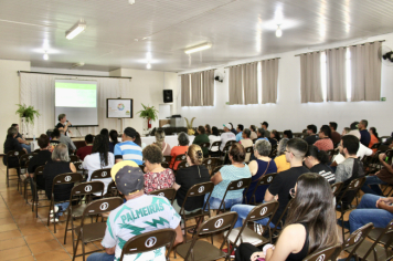 Foto - 14ª Pré-Conferências Municipais de Assistência Social “20 anos de SUAS”: Construção, Proteção e Resistência, no Salão Paroquial 