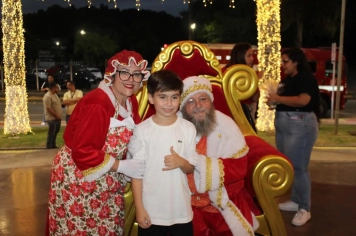 Foto - Chegada do Papai e Mamãe Noel em Cajati 