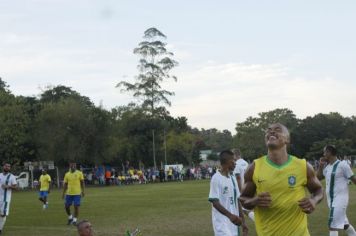 Foto - JOGO COMEMORATIVO COM EX-CRAQUES DA SELEÇÃO BRASILEIRA- CAJATI, 31 ANOS