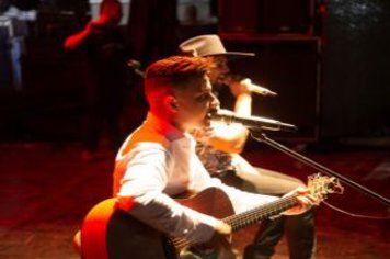 Foto - Shows com Zezé Di Camargo e Luciano e Thiago & Emerson