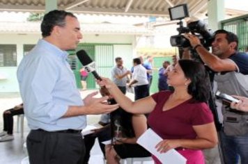 Foto - Entrega de Títulos de Regularização Fundiária