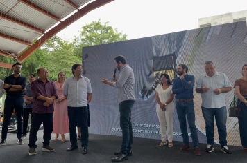 Foto - Prefeitura de Cajati inaugura CREAS, Conselho Tutelar, UBS Parafuso e Delegacia da Mulher e realiza a entrega do Selo de Qualidade de Turismo e mais 142 Títulos de Regularização Fundiária 