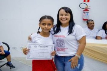 Foto - Formatura e Festa do Livro Escolas Municipais