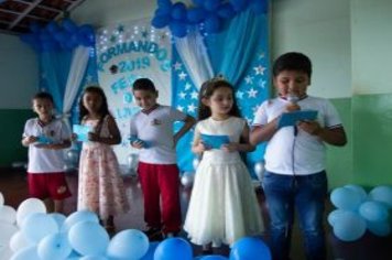 Foto - Formatura e Festa do Livro Escolas Municipais